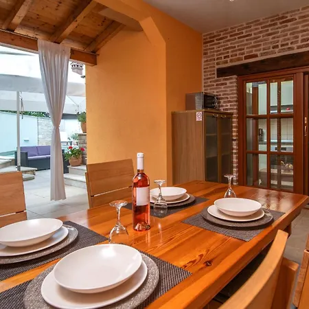 3 Bedroom In Kavran