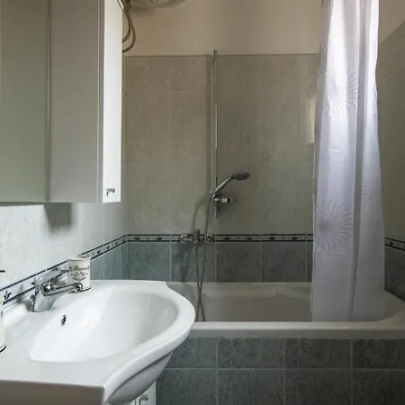 3 Bedroom In Kavran